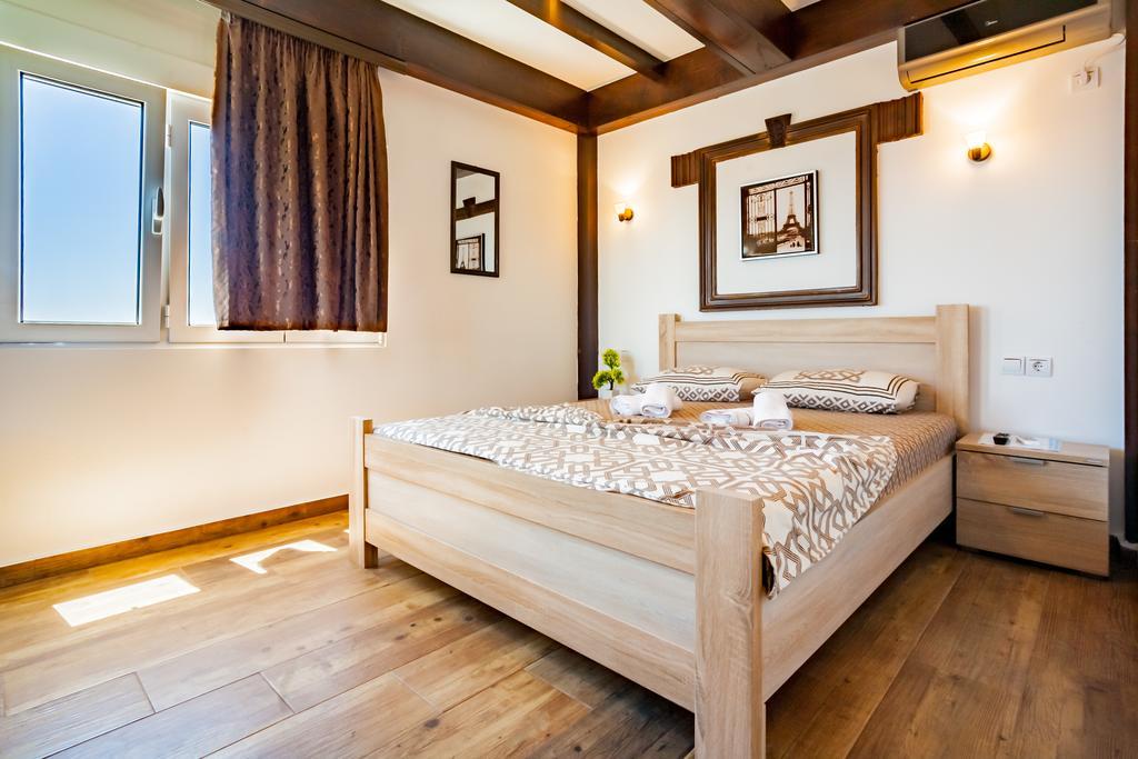 Apartments Tati 울친 외부 사진