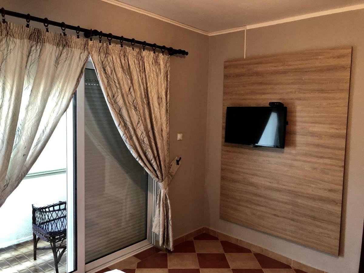 Apartments Tati 울친 외부 사진